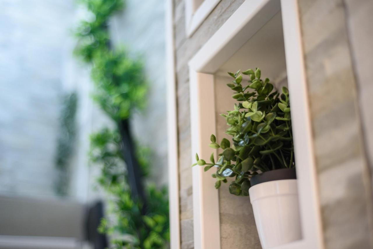 Esse Home نابولي المظهر الخارجي الصورة