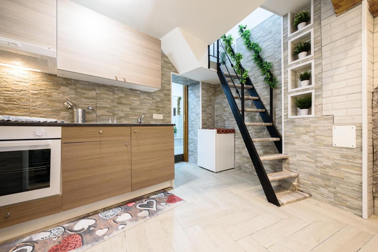 Esse Home نابولي المظهر الخارجي الصورة